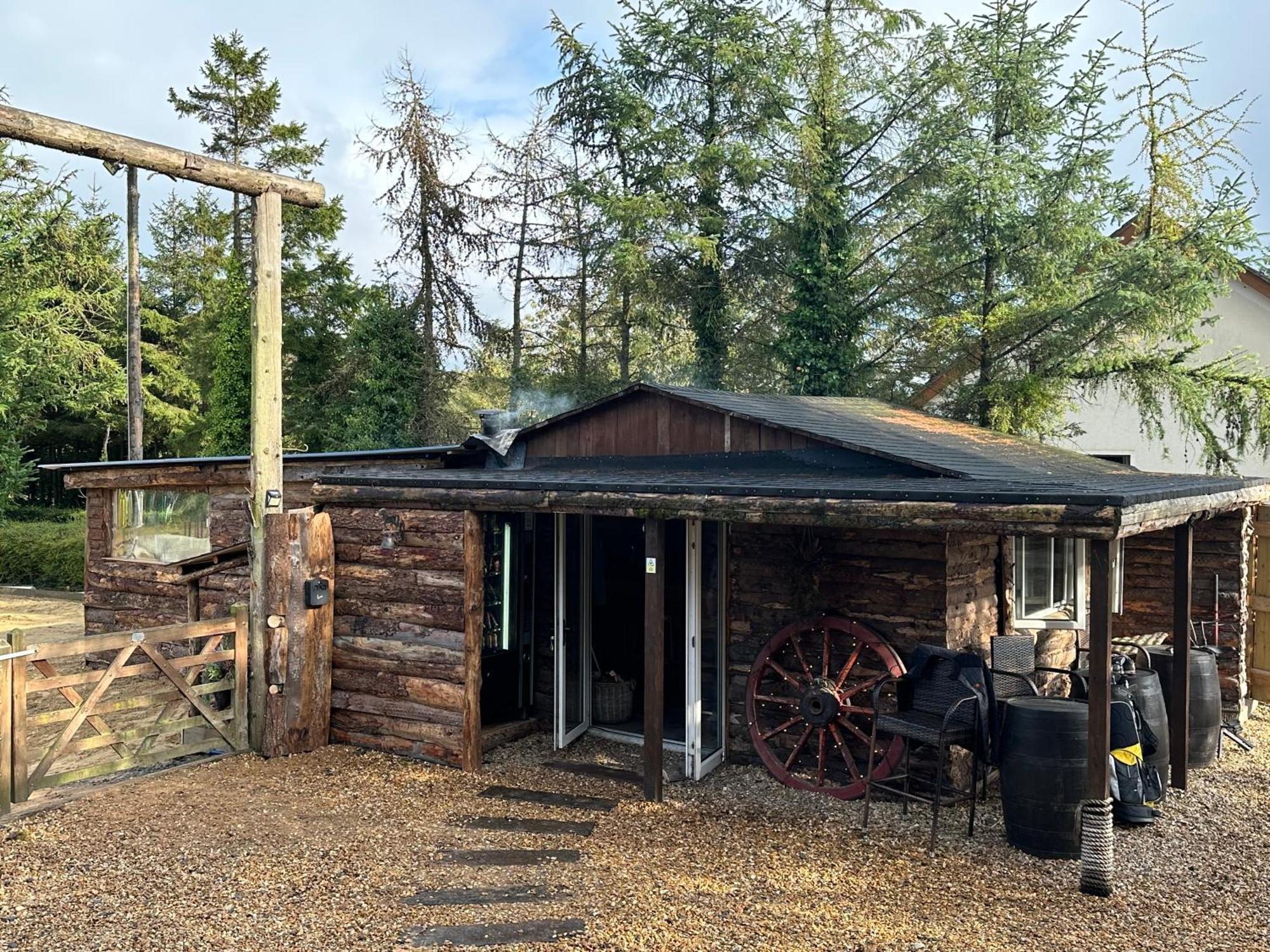 Greenvale Cabins Forkhill Exteriér fotografie